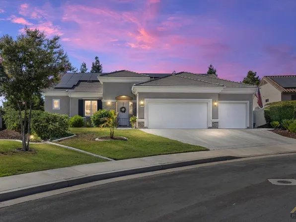 13900 Sandstone Peak Dr, Bakersfield, CA 93306