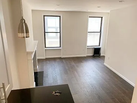 Rented by Point NYC | media 3