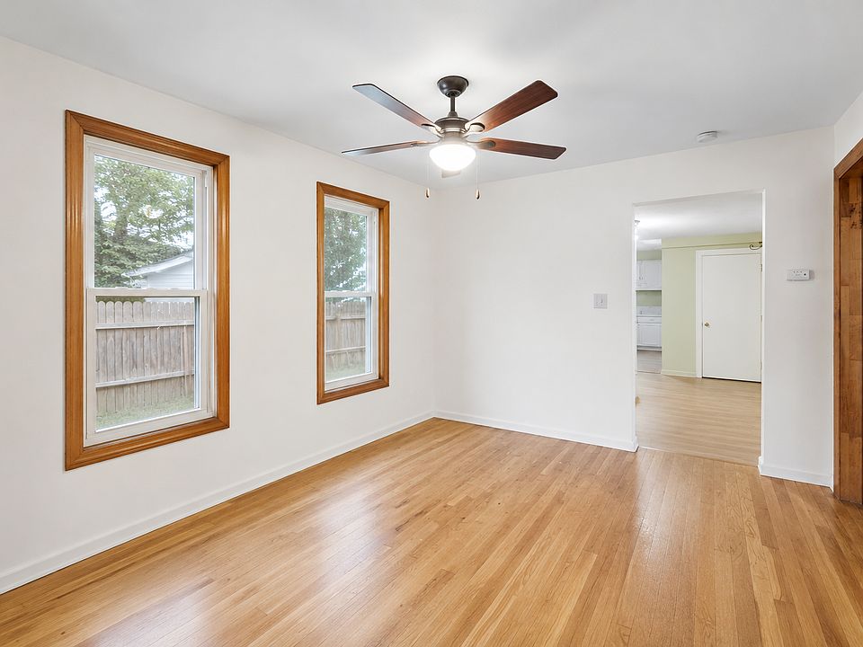1st image of 59 Woodville St #1