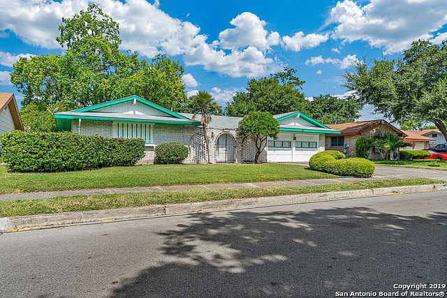 1st image of 7431 King Arthur Dr