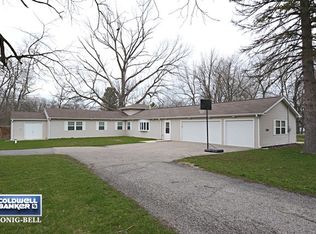 1806 Fargo Ave, McHenry, IL 60050