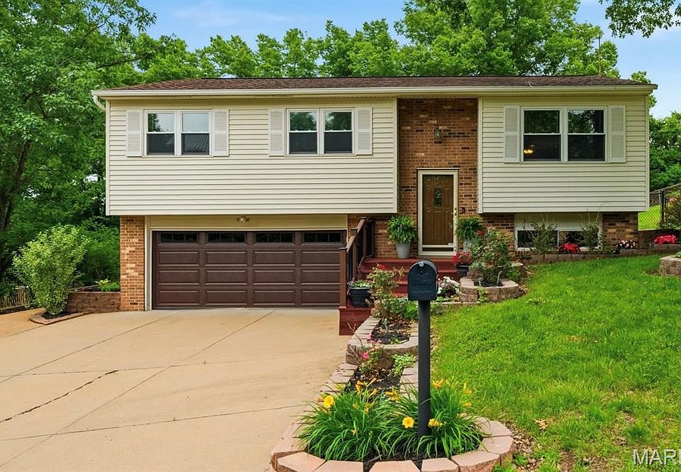 1st image of 1712 Sparrow Point Ln