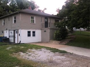 925 Tonsor Rd, Alton, IL 62002