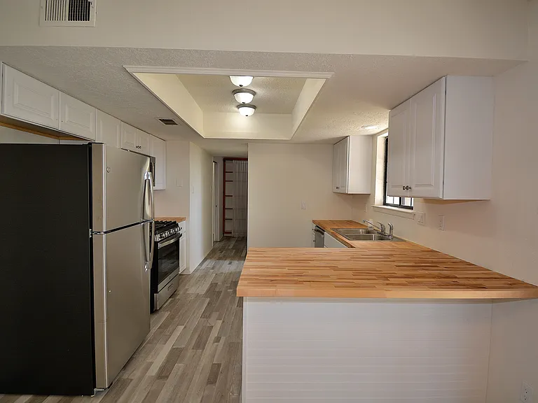 2757 Calle Serena — Photo 3