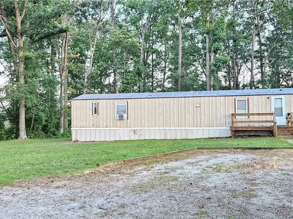 1004 White Marsh Rd, Center Cross, VA 22437