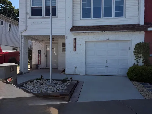 109 Dogwood Dr, Staten Island, NY 10312