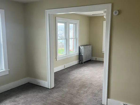 327 Bell Ave #2, Altoona, PA 16602