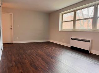 Delaware Ave Apartments, Buffalo, NY 14216