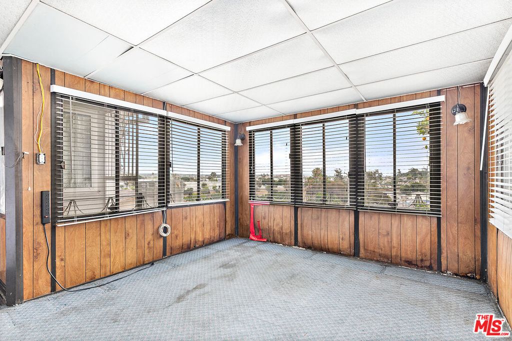 2343 Bullard Ave, Los Angeles, CA - View 3