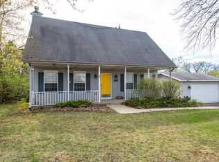 1940 Green Bay Rd, Zion, IL 60099