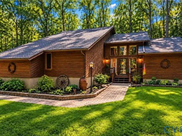 8563 Brittewood Cir, Mechanicsville, VA 23116