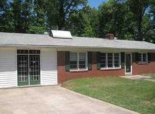 6805 University Pkwy, Rural Hall, NC 27045