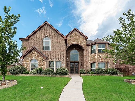3rd image of 460 Harvest Grove Dr