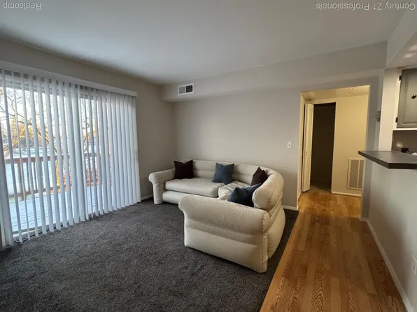 966 Bloomfield Village Blvd APT G, Auburn Hills, MI 48326