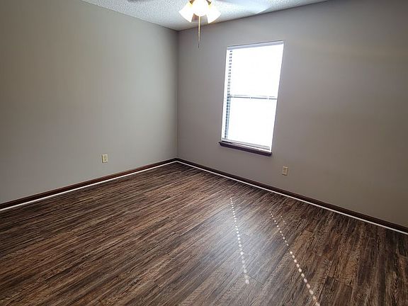 3rd image of 1244 Montecello Dr APT D