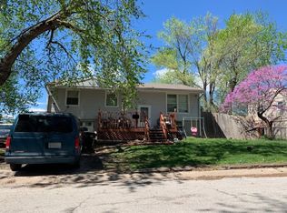 724 N Aztec Dr, Independence, MO 64056