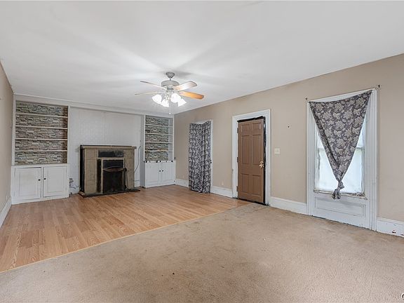 5th image of 353 Woolson Rd