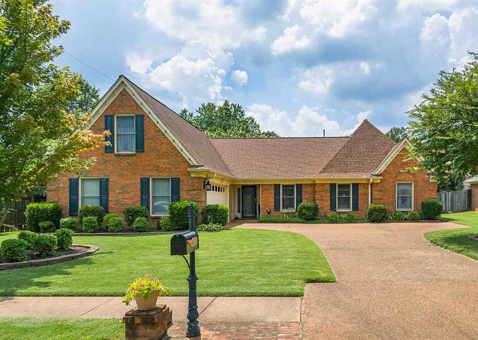1st image of 405 Mysen Dr