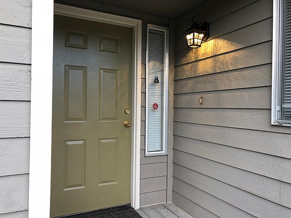 2nd image of 1389 Cedar Ave #B