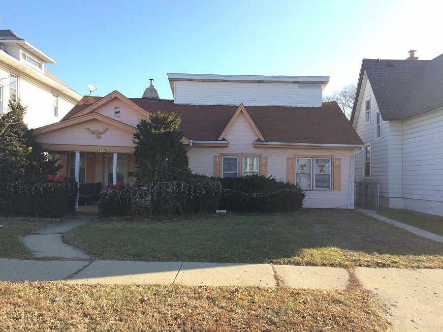 1st image of 2843 Rose St