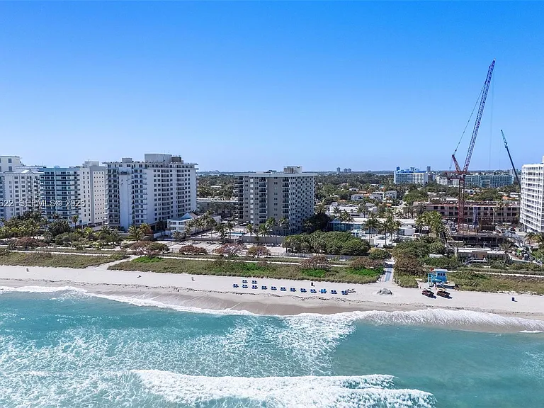 9273 Collins Ave #901 — Photo 23