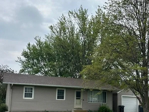 305 6th St SW, Kasson, MN 55944