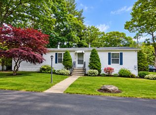 40 Evergreen Park, Clinton, CT 06413