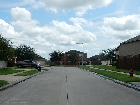 4th image of 154 Easton Glen Ln