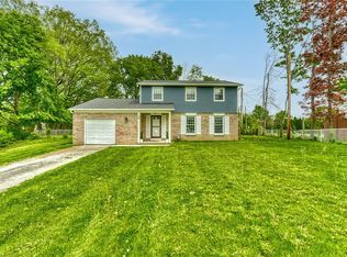34 Stonewall Ct, Rochester, NY 14615
