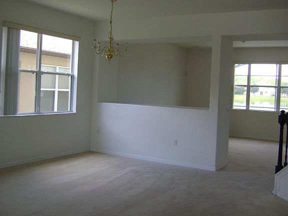 4th image of 12731 Oulton Cir