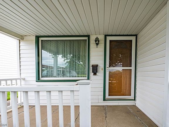 2nd image of 368 Johnston Pl
