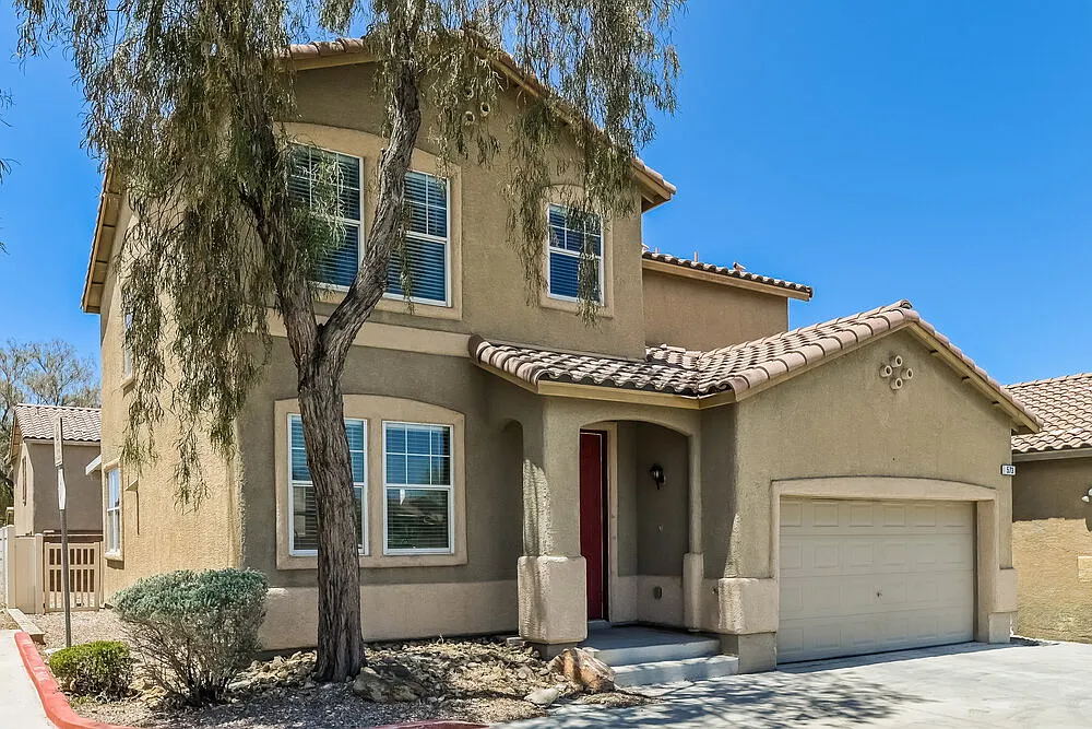 5 bed, 3.0 bath, 1836 sqft, $2,430 — Photo 4
