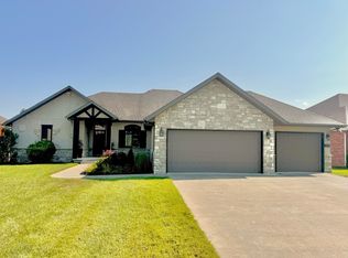 4604 E Kentbrook Dr, Springfield, MO 65802