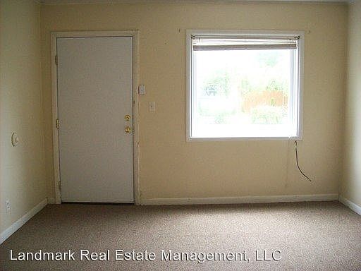 2nd image of 2600 Walnut St