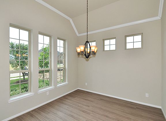 4th image of 818 Ciderhouse Crest Ln
