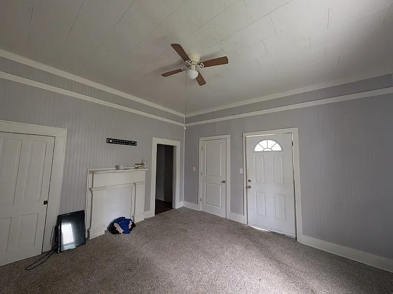 401 Elm St — Photo 7