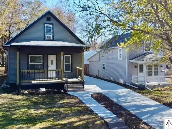 3036 S 13th St, Lincoln, NE 68502