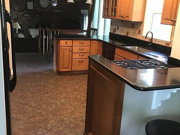 4th image of 7538 Apple Blossom Ln