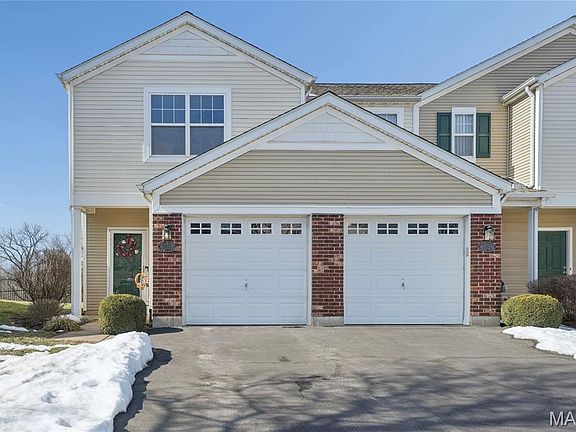 2nd image of 4887 Heritage Heights Cir