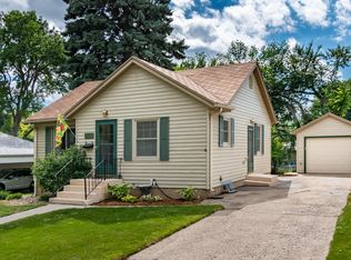 1308 Mohawk St, Bismarck, ND 58501