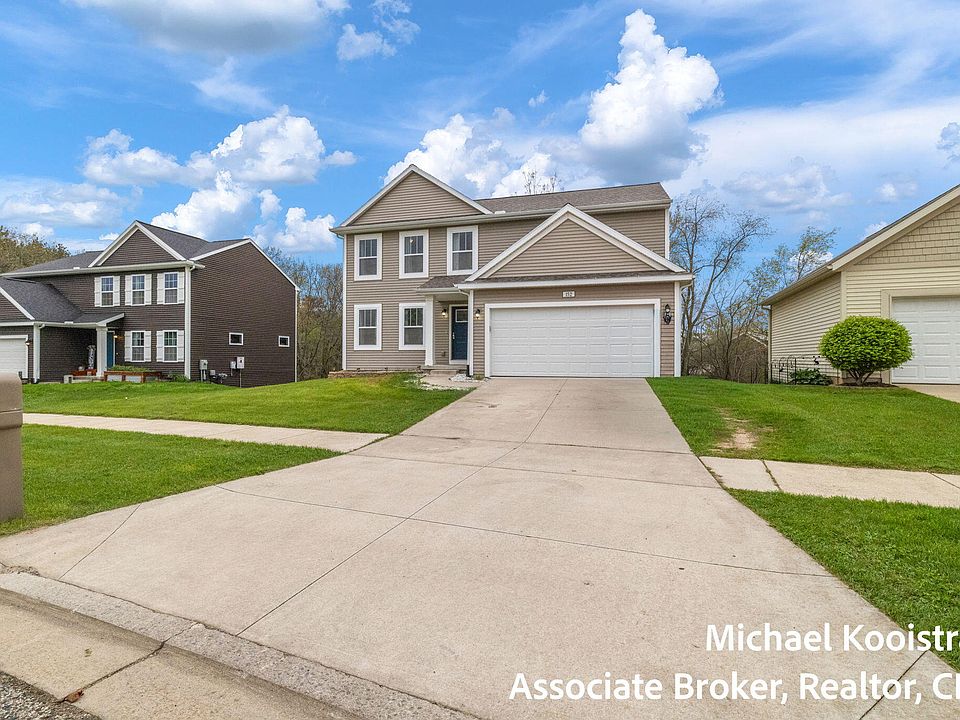 1st image of 152 Foxtail Dr