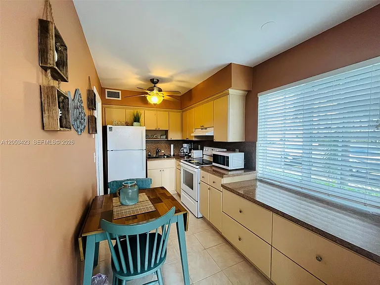1150 Atlantic Shores Blvd #501 — Photo 23