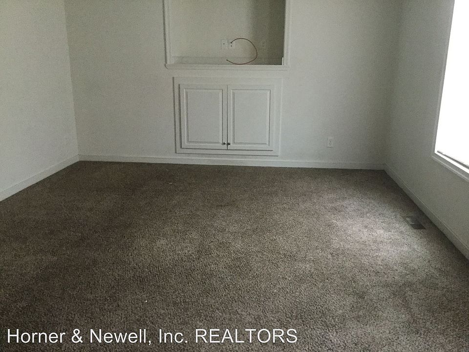2nd image of 137 Gene Rd