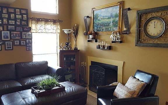 3rd image of 201 Acorn Dr