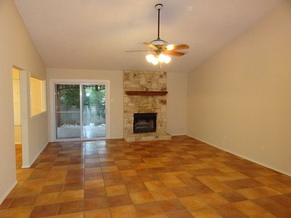 3rd image of 4200 Dauphine Dr