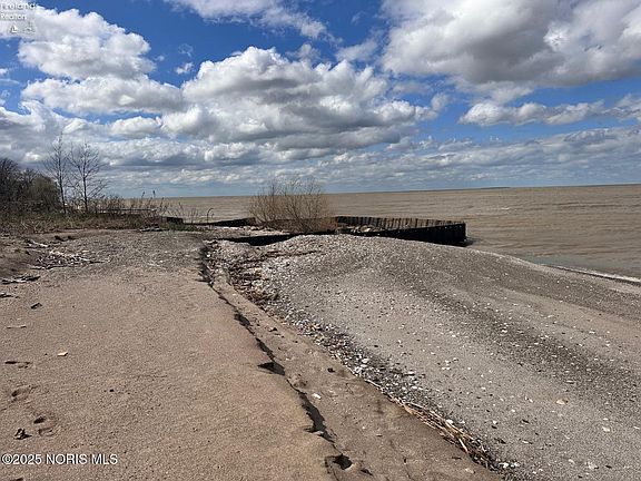 2nd image of 7911 W Sand Beach Rd