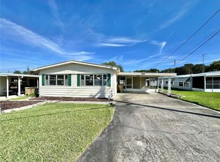 11623 Hickory Ln, Tavares, FL 32778