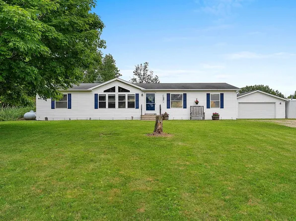 4562 Elm Lawn Rd, Oconto Falls, WI 54154