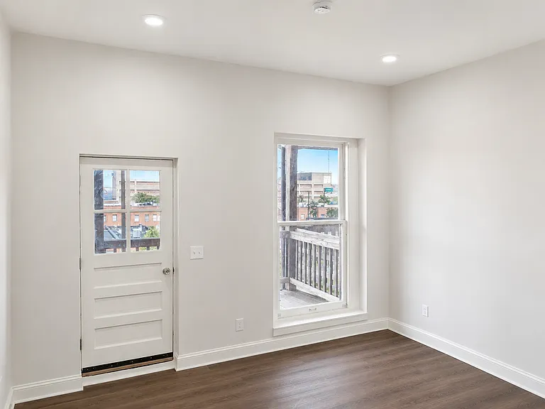 923 N Calvert St #2 — Photo 9
