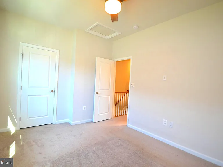 1318 Trestle Dr — Photo 14